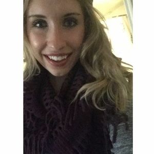 Meet your Posher, Anna